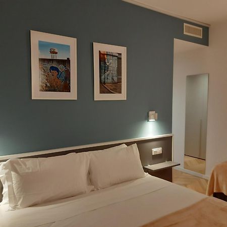 Mako Suites - Centro E Stazione Monza Esterno foto