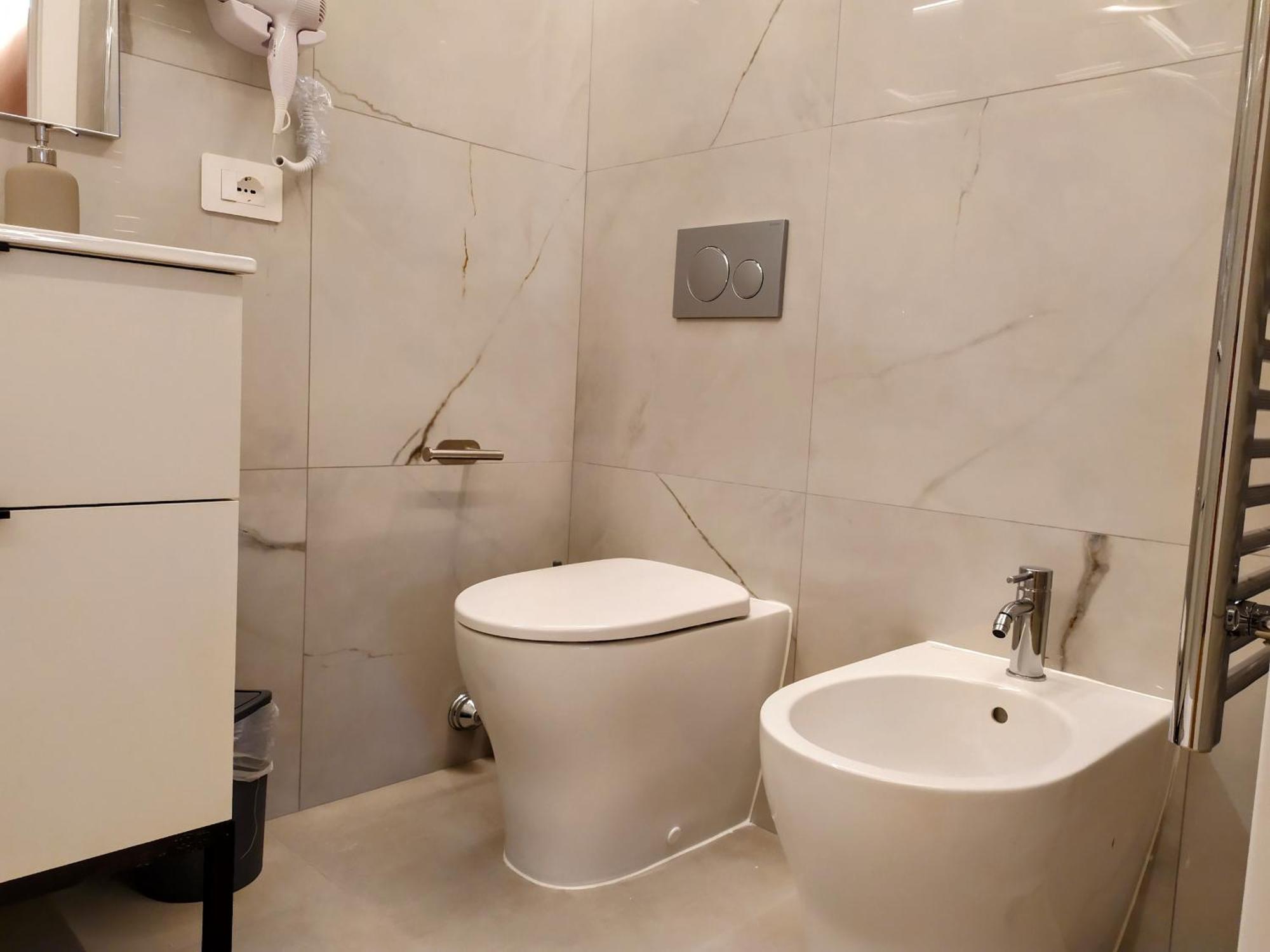 Mako Suites - Centro E Stazione Monza Esterno foto