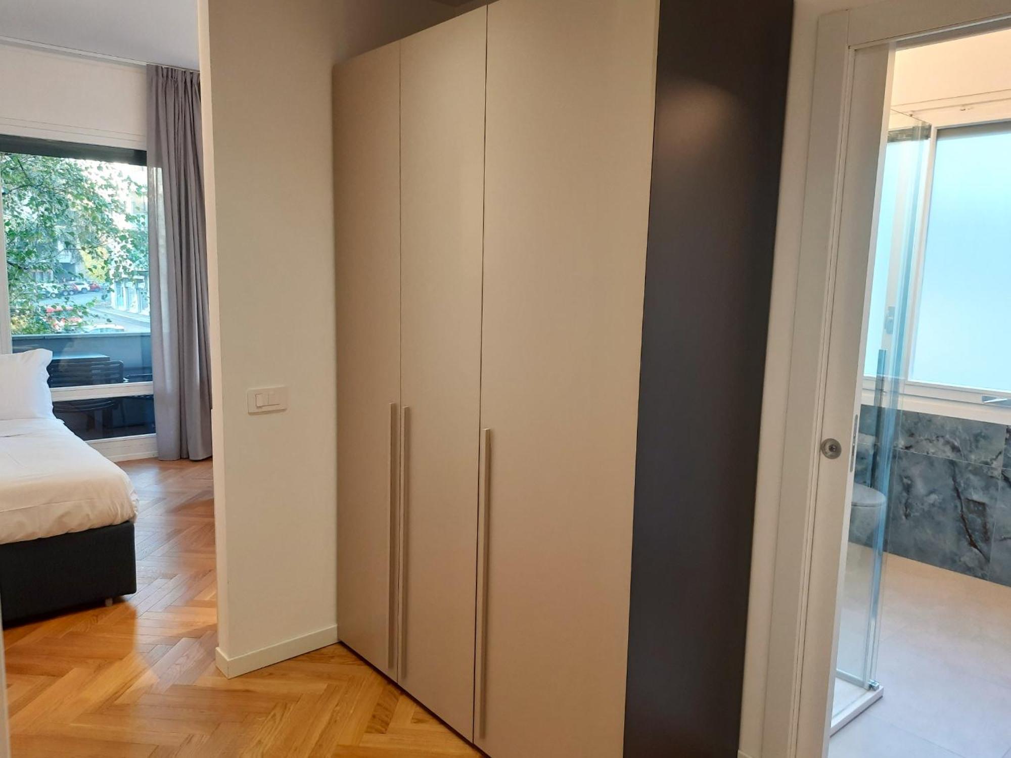 Mako Suites - Centro E Stazione Monza Esterno foto